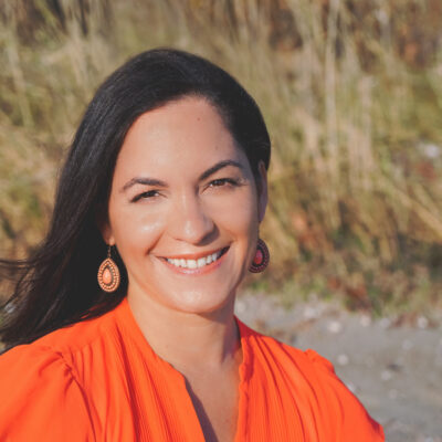 Anika Aldamuy Denise