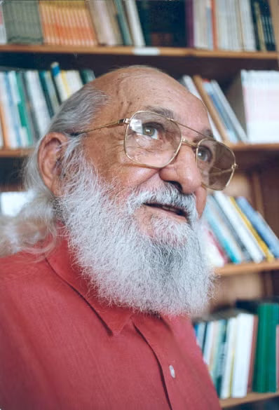 Paulo Freire